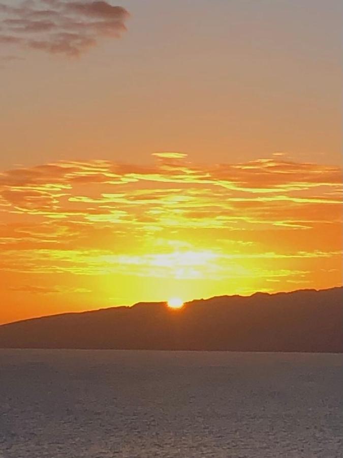 Look And Listen To The Ocean Like Never Before Apartment Puerto de Santiago (Tenerife)
